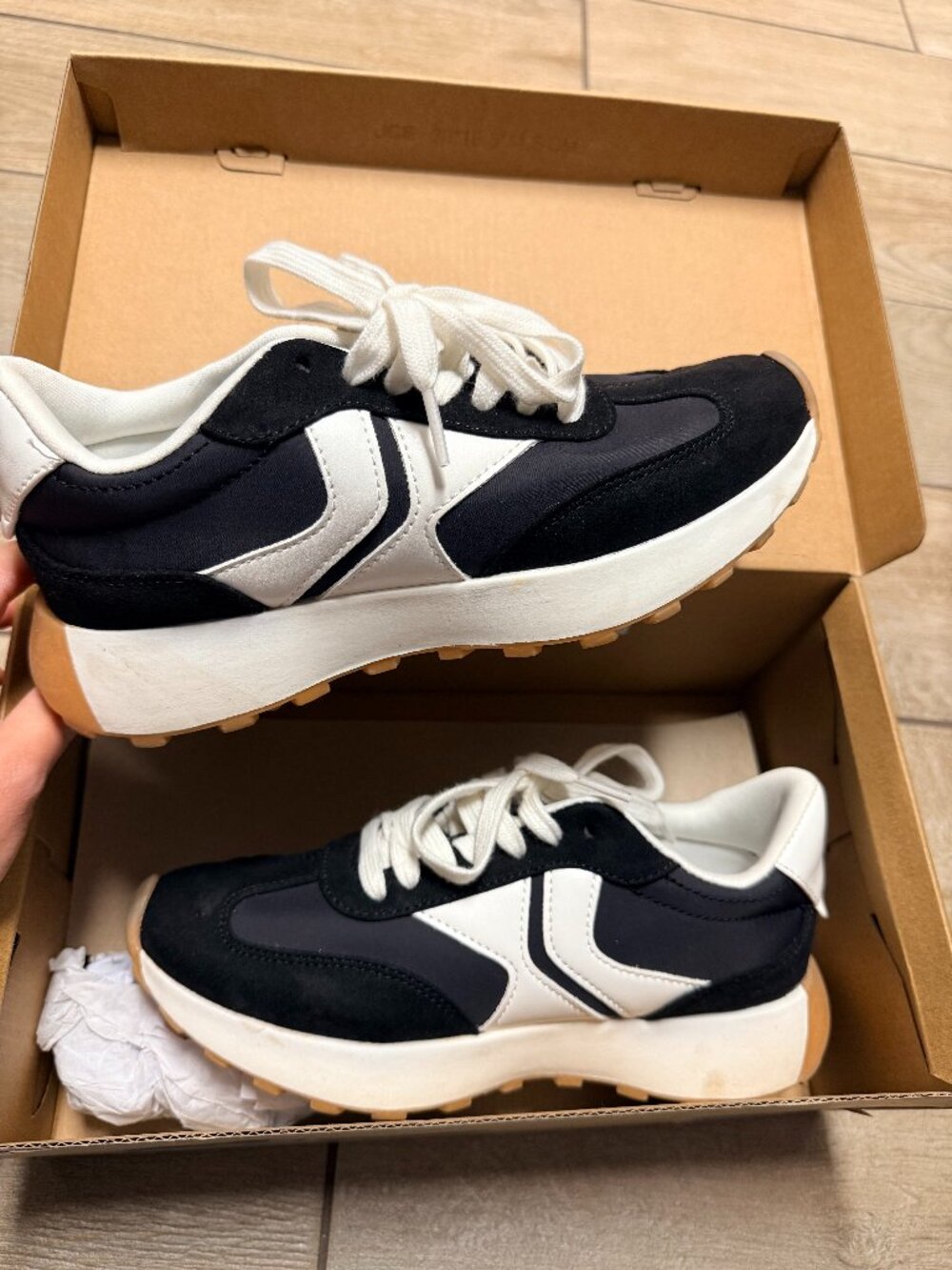 Steve Madden Sneakers